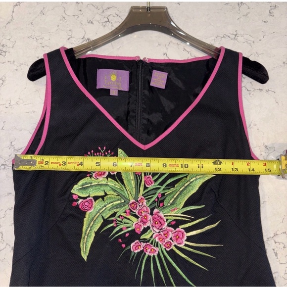 CJ Laing Sleeveless Dress
Celery Pink Sz 6 tropical flowers colorful embroidery - Picture 6 of 6
